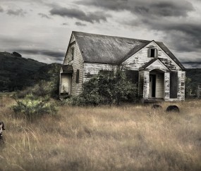 为什么怀孕初期老感觉涨肚（怀孕初期总是涨肚子）