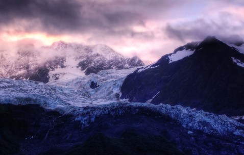 怀孕初期劳累的宝妈（怀孕初期劳累过度）